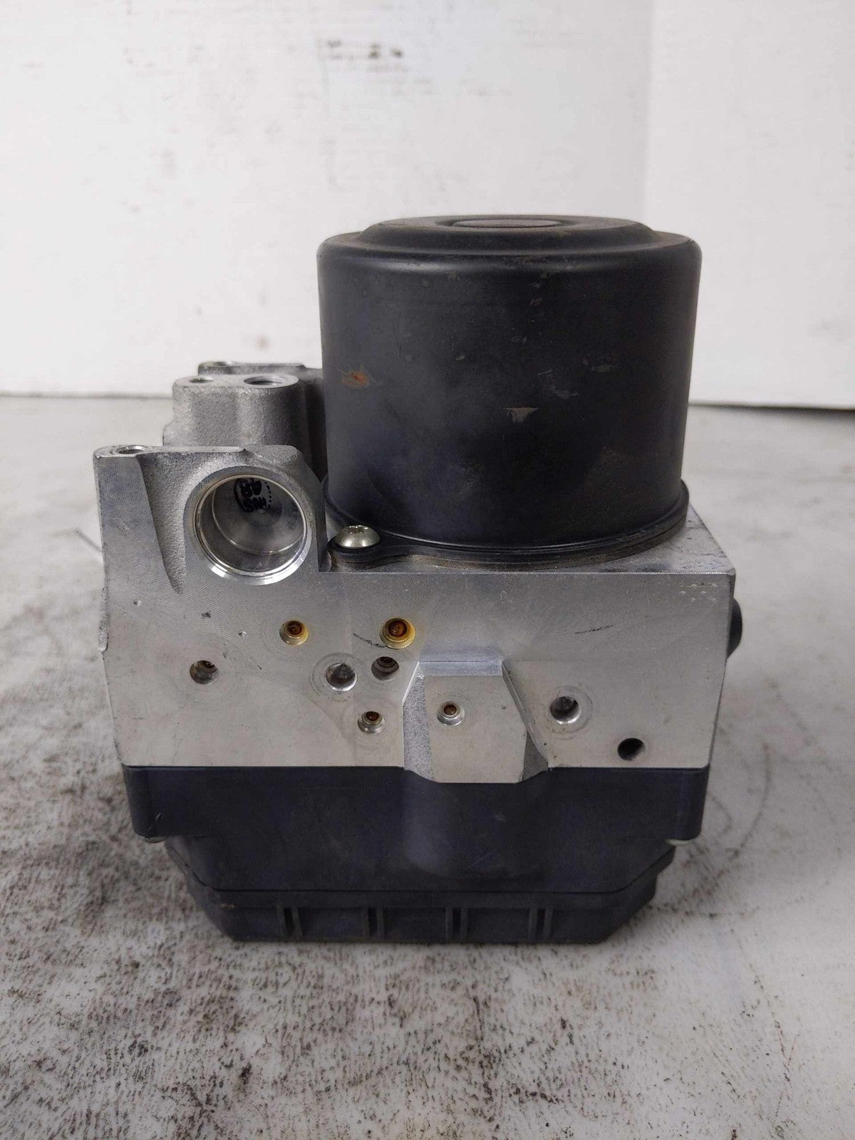 Anti-Lock Brake Pump Module Control Assembly For 2009 LEXUS ES3504