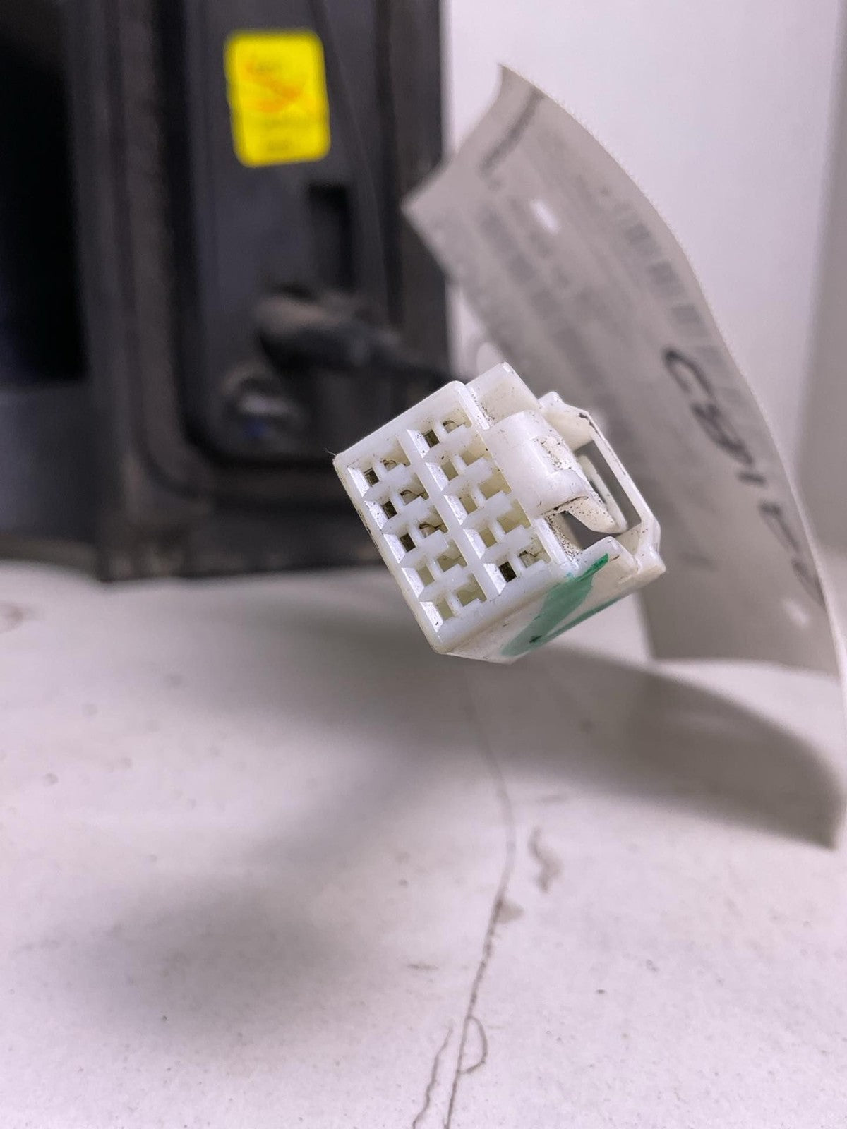 Door Mirror TOYOTA SIENNA Left 04 05 06 07 08 09 102