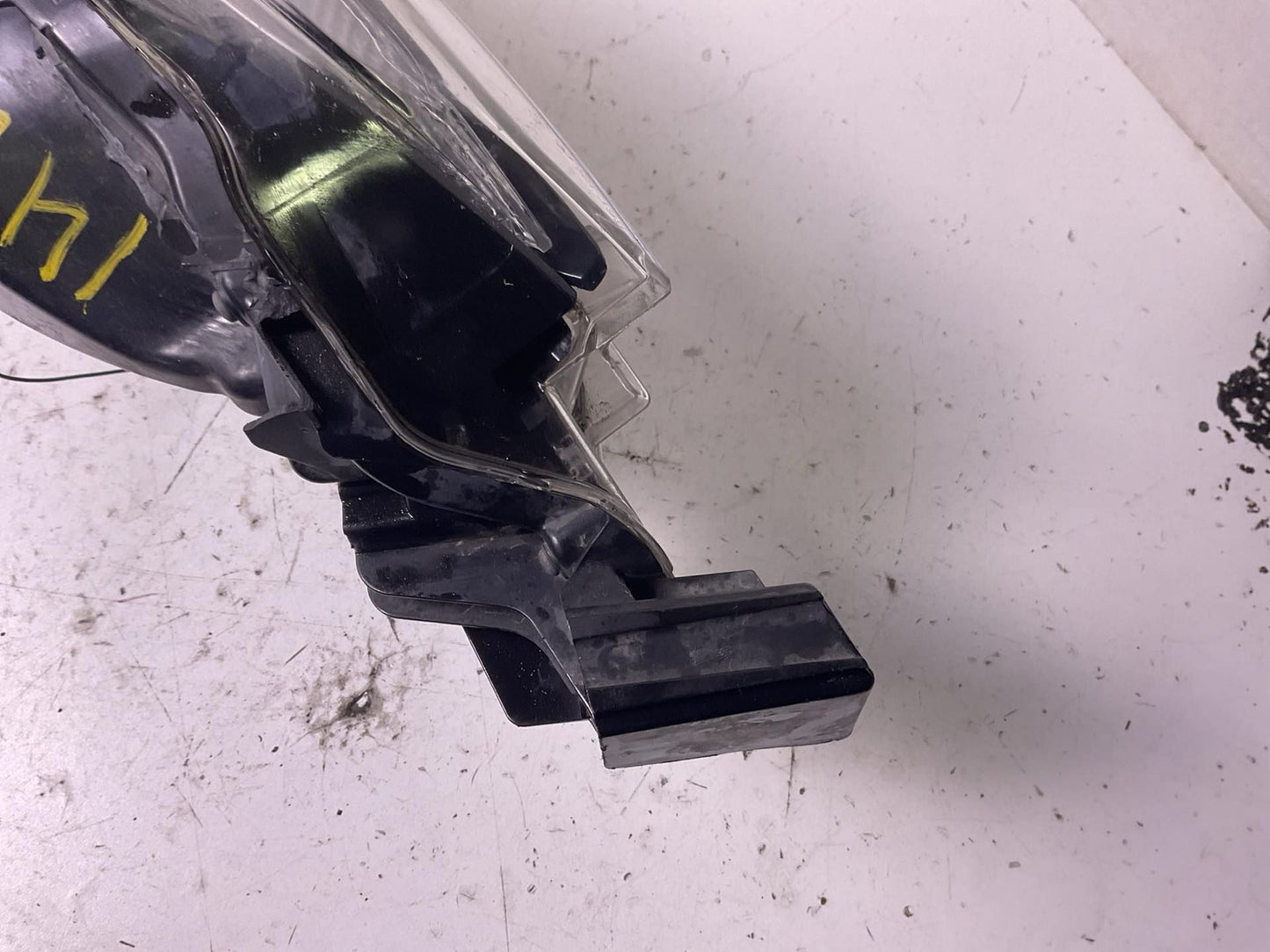 Headlamp Assembly TOYOTA COROLLA Left 17 18 196