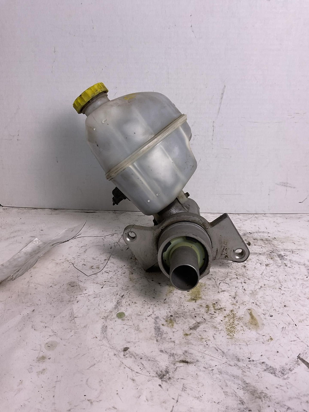 Master Cylinder DODGE PICKUP 1500 02 03 04 053