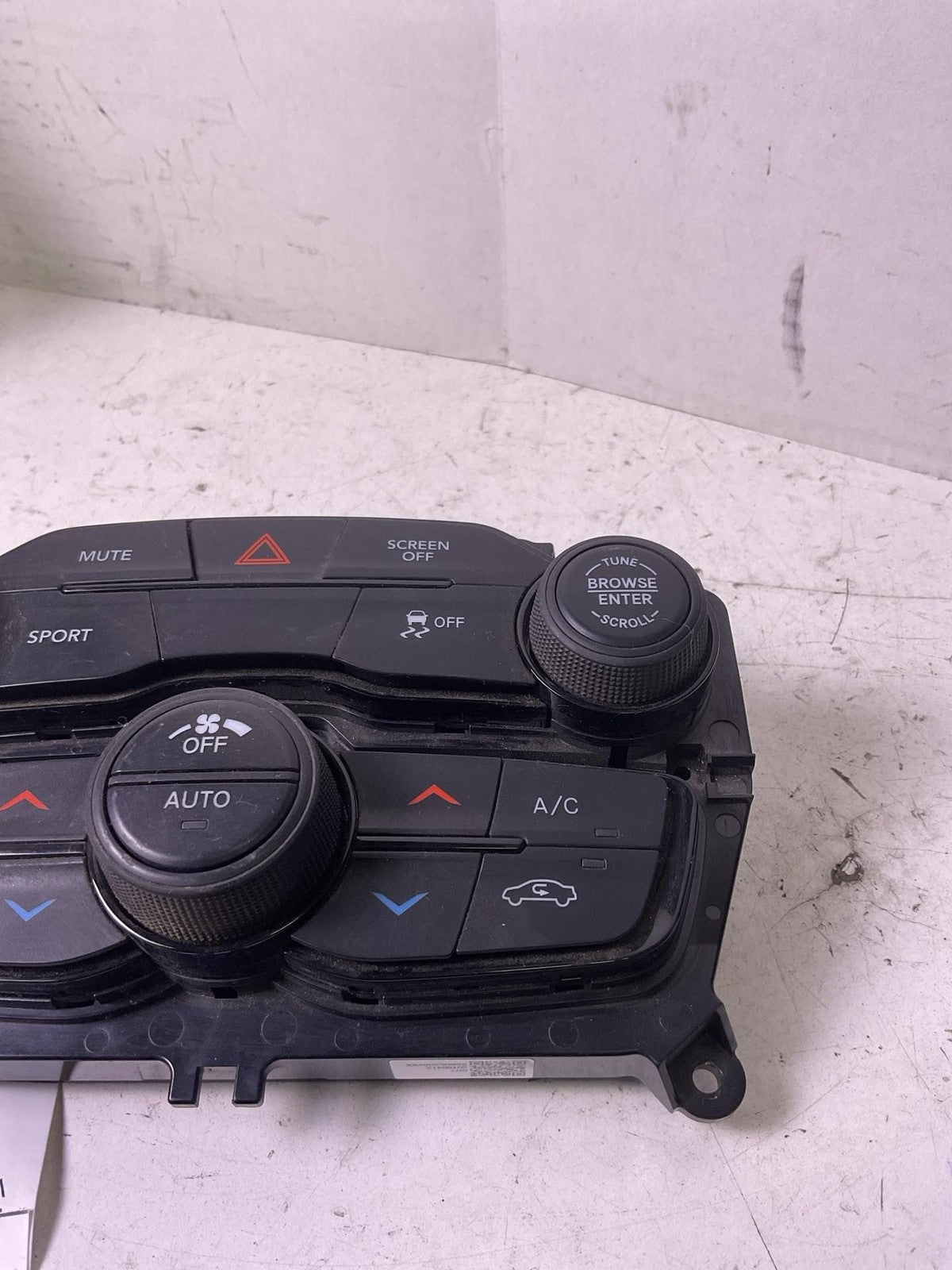 Heater A/c Control DODGE CHALLENGER 17 183