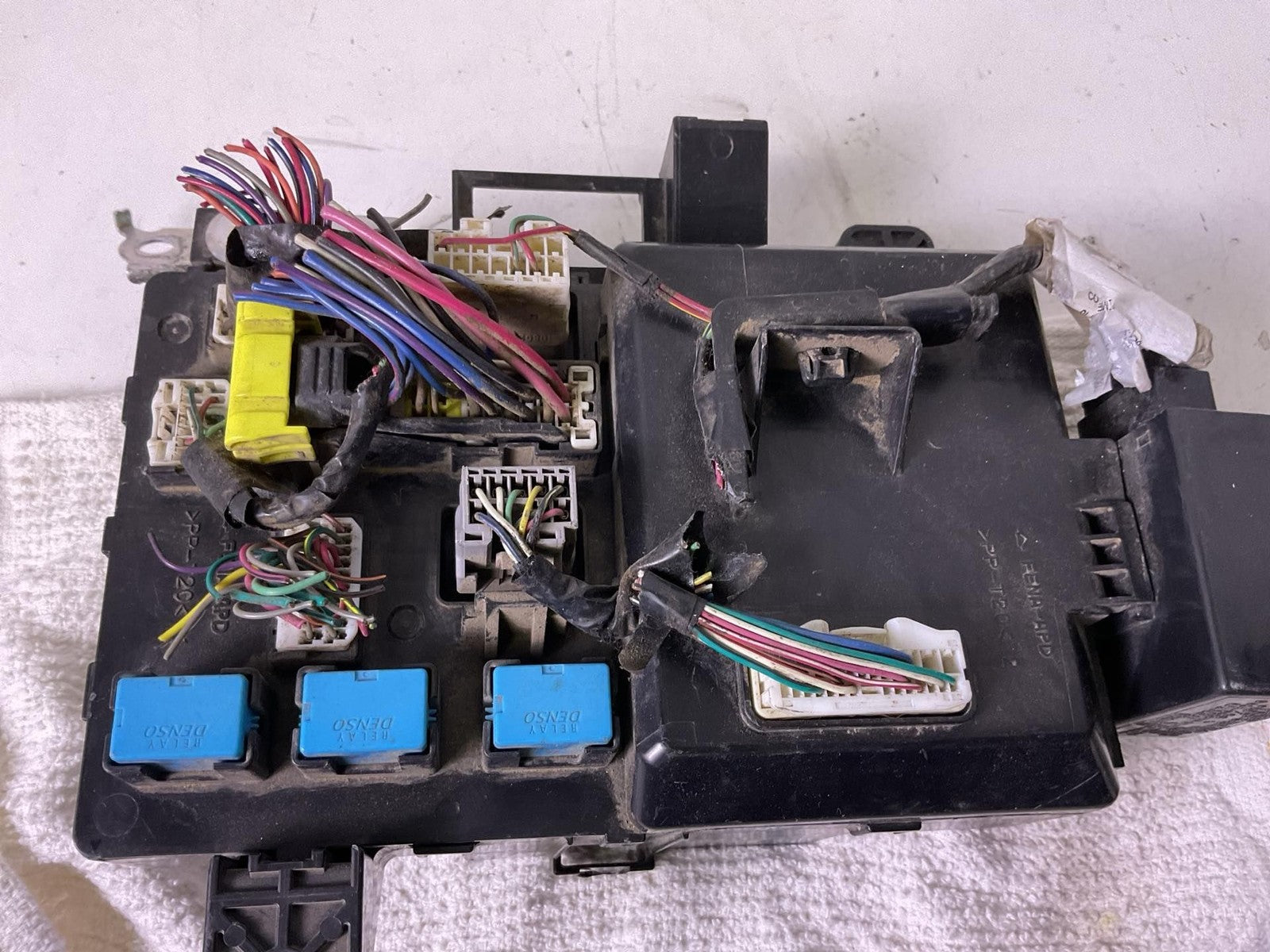 Engine Fuse Box TOYOTA TACOMA 05 06 07 08 09 10 115