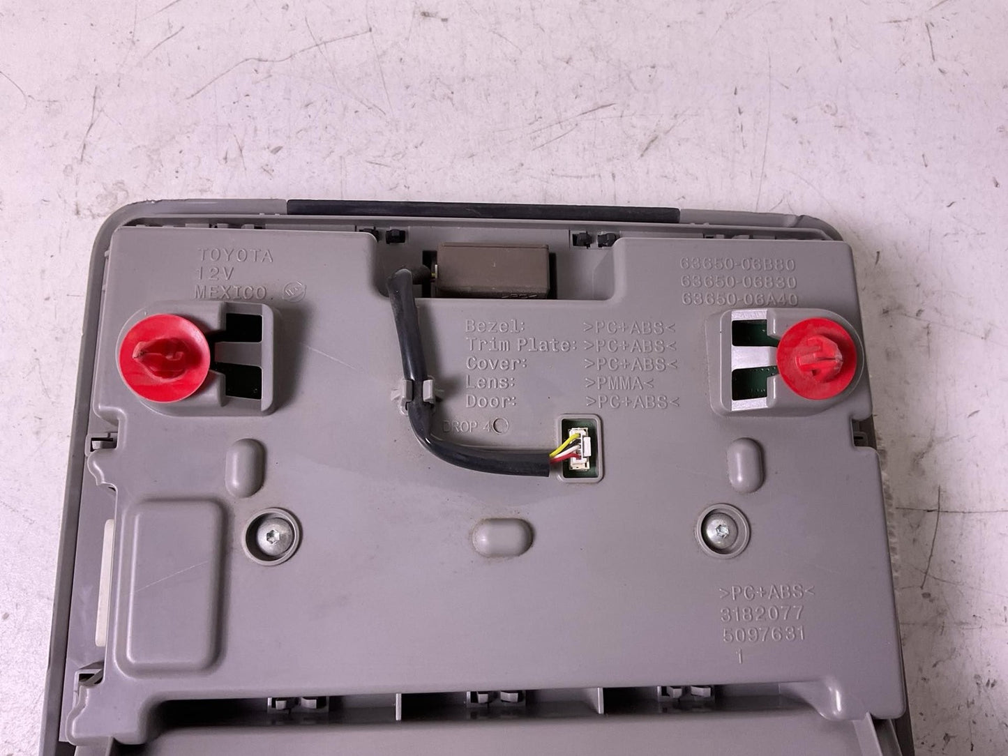 Front Console TOYOTA CAMRY 18 19 205