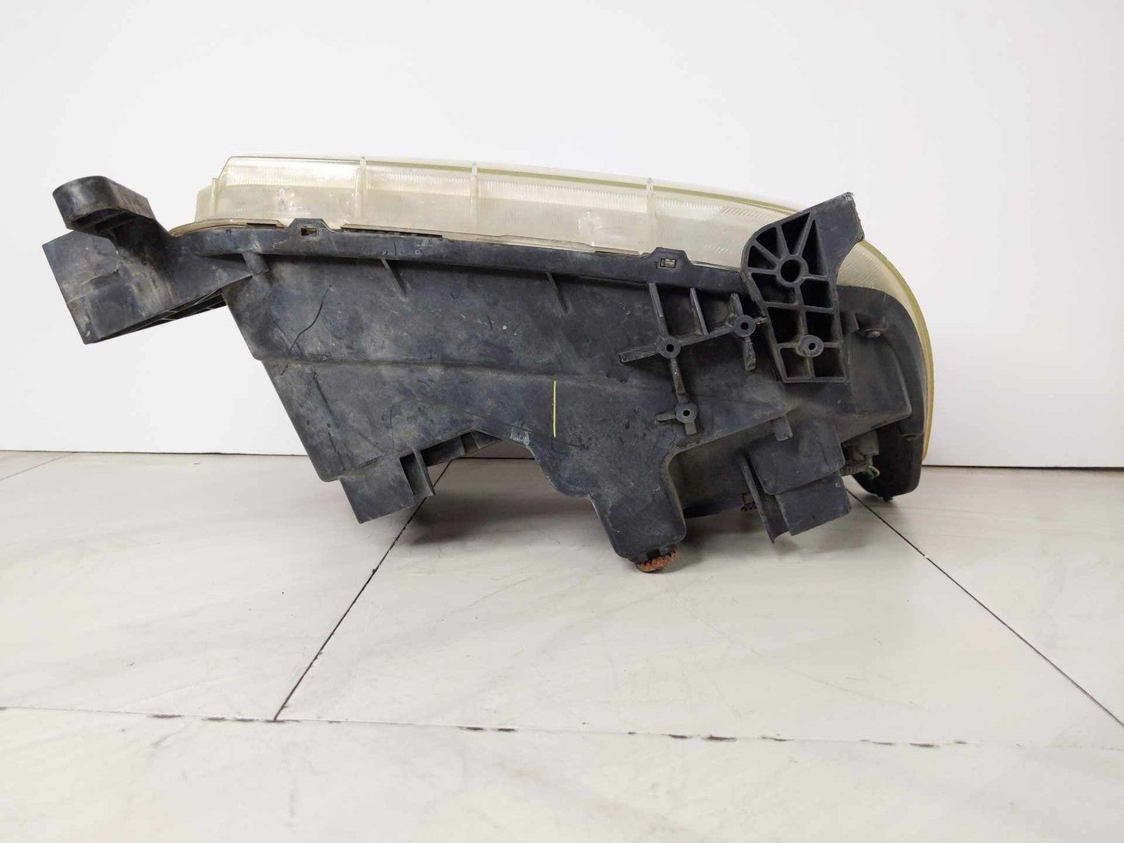 Headlamp Assembly TOYOTA TUNDRA Left 07 08 09 10 11 12 134