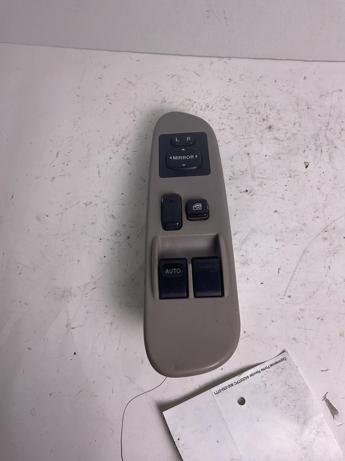 Door Switch Front TOYOTA TUNDRA 00 01 02 03 04 050