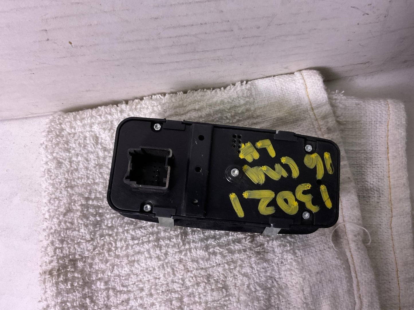 Door Switch Front DODGE CHALLENGER 15 16 17 18 19 20 21 22 234