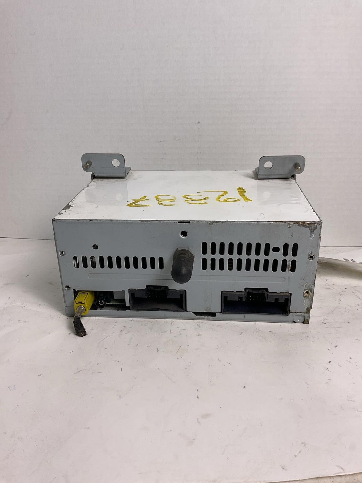 Audio & Visual Equip.(radio) FORD MUSTANG 19 20 21 22 232