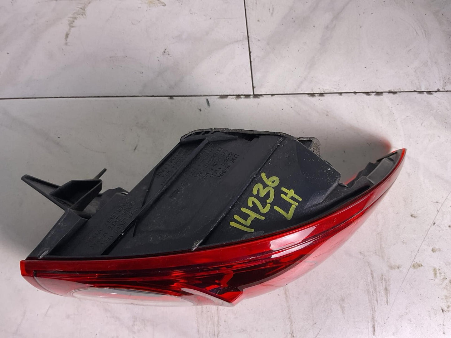 Tail Light Assembly MAZDA 3 Left 14 15 16 17 185