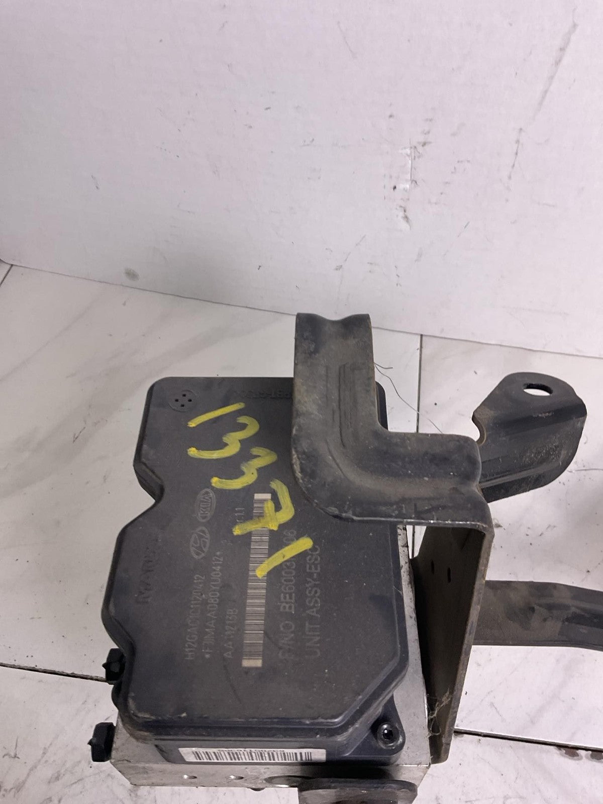 Anti-lock Brake Parts KIA SOUL 114