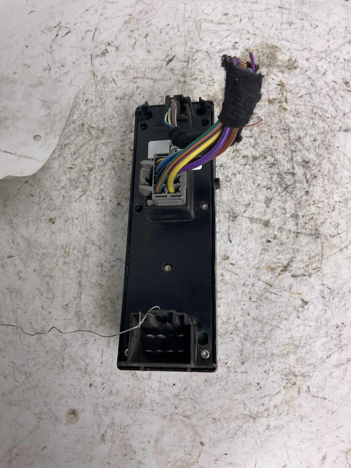 Door Switch Front FORD FIESTA 11 12 131