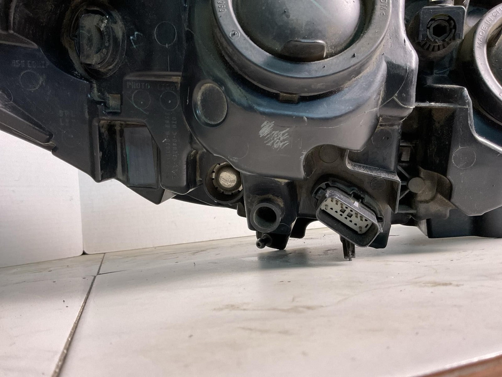 Headlamp Assembly FORD FUSION Left 17 18 19 2012