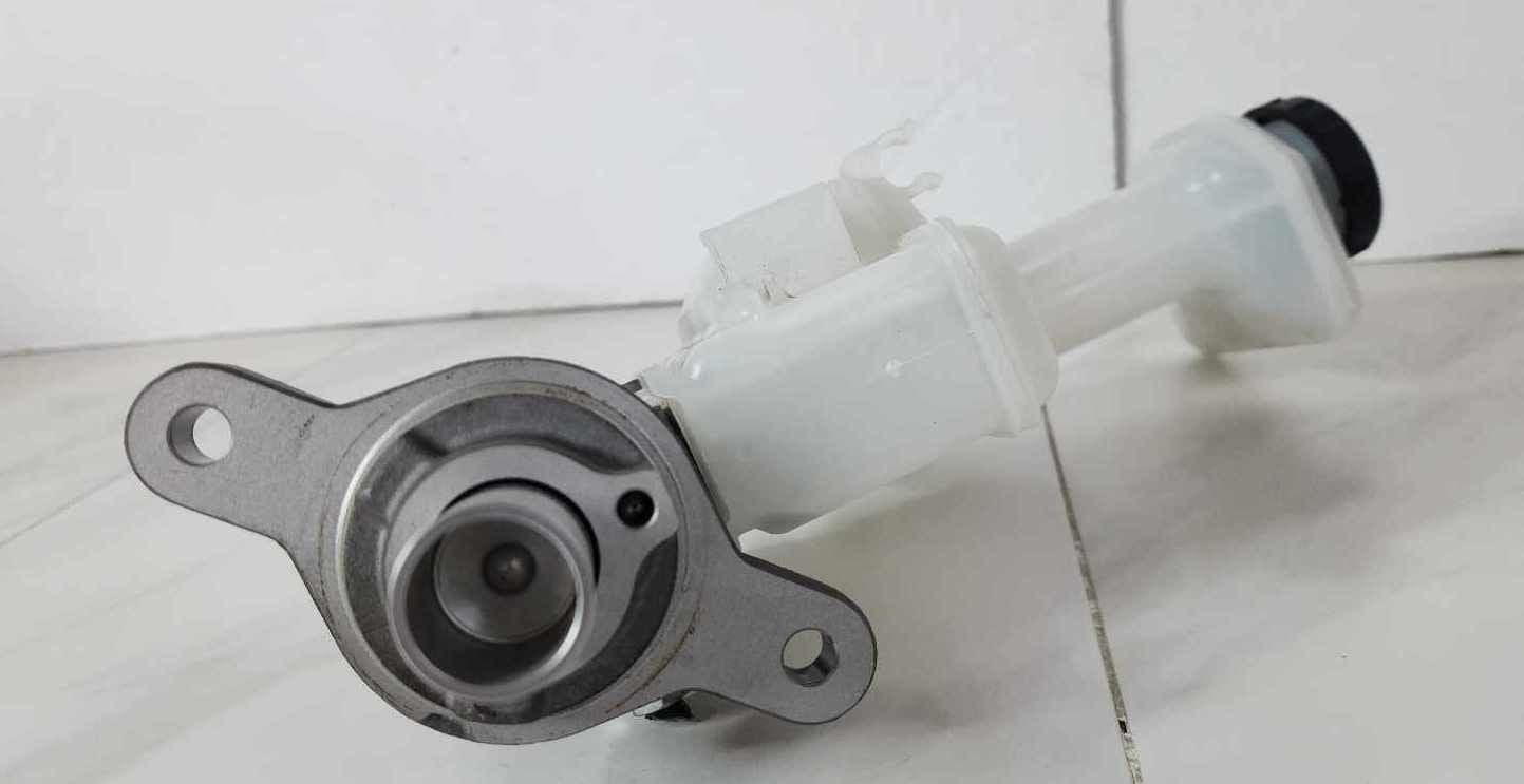 Master Cylinder NISSAN ROGUE SPORT 17 18 19 20 21 223