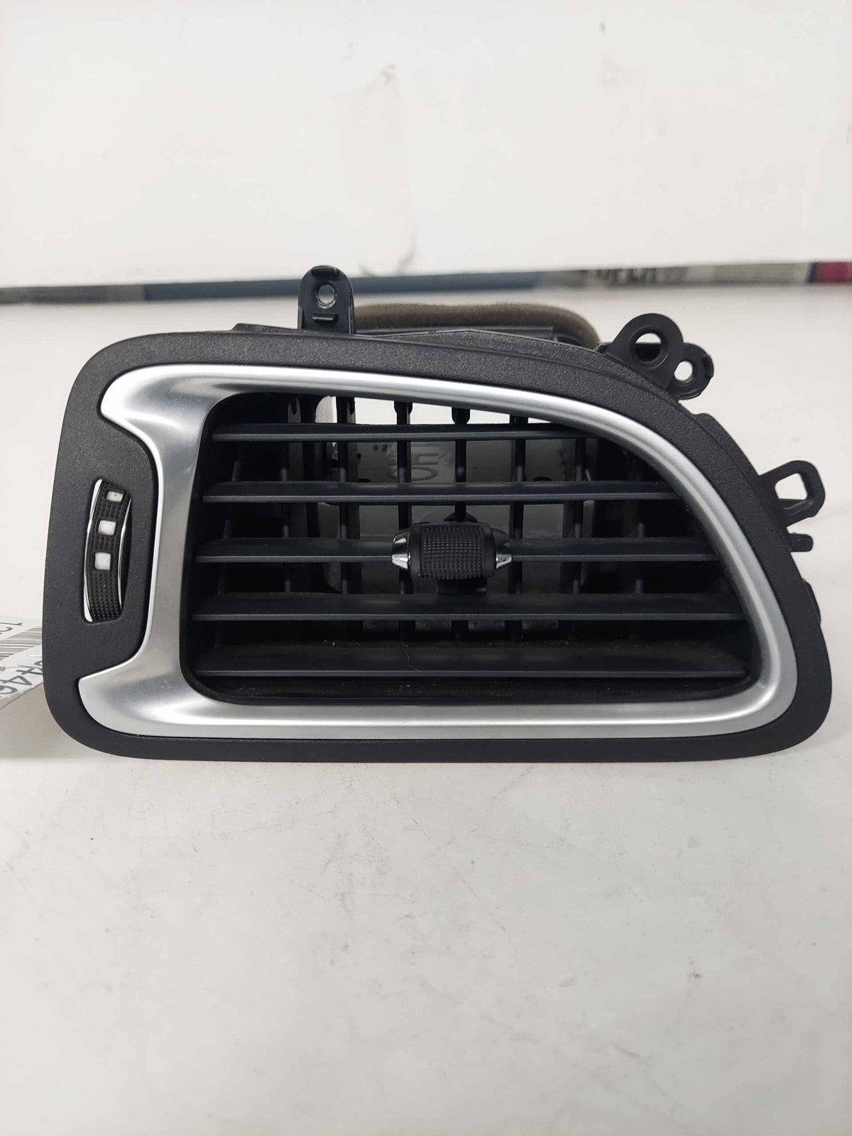 Air Cond./heater Vents CHRYSLER 200 150