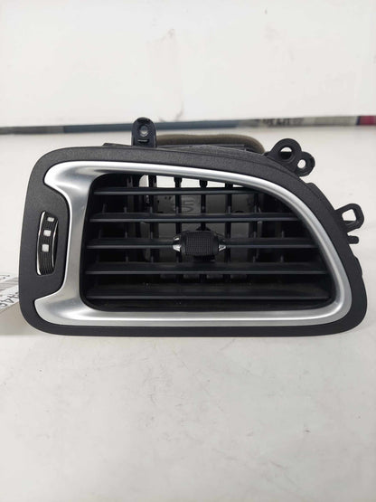 Air Cond./heater Vents CHRYSLER 200 150