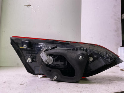 Tail Light Assembly TOYOTA CAMRY Right 18 19 20 21 22 23 242