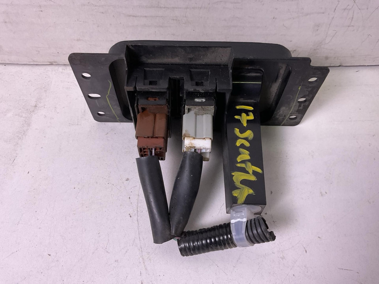 Seat Warmer Switch NISSAN SENTRA 173