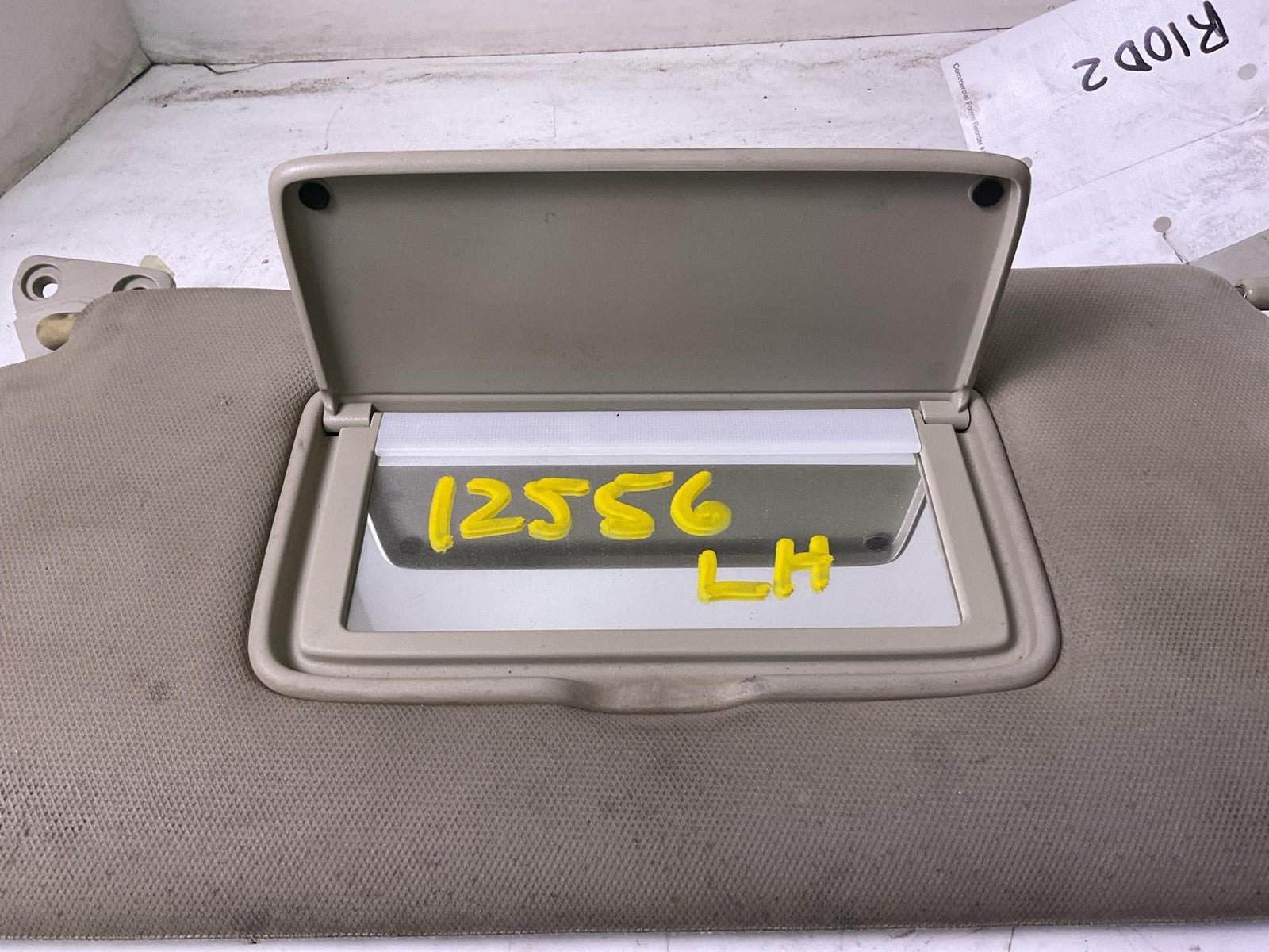 Sun Visor NISSAN ARMADA Left 04 05 06 07 08 09 10 11 12 13 14 151