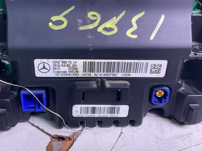 Info-gps-tv Screen MERCEDES CLA CLASS 15 164