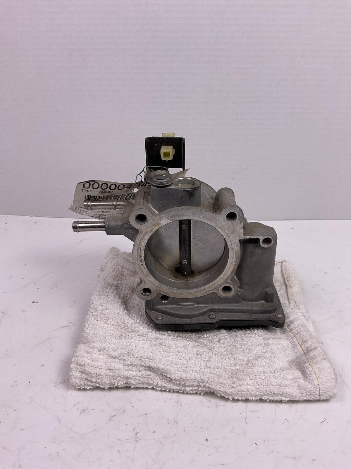 Throttle Body/valve Assy For 2009-2018 TOYOTA RAV-42