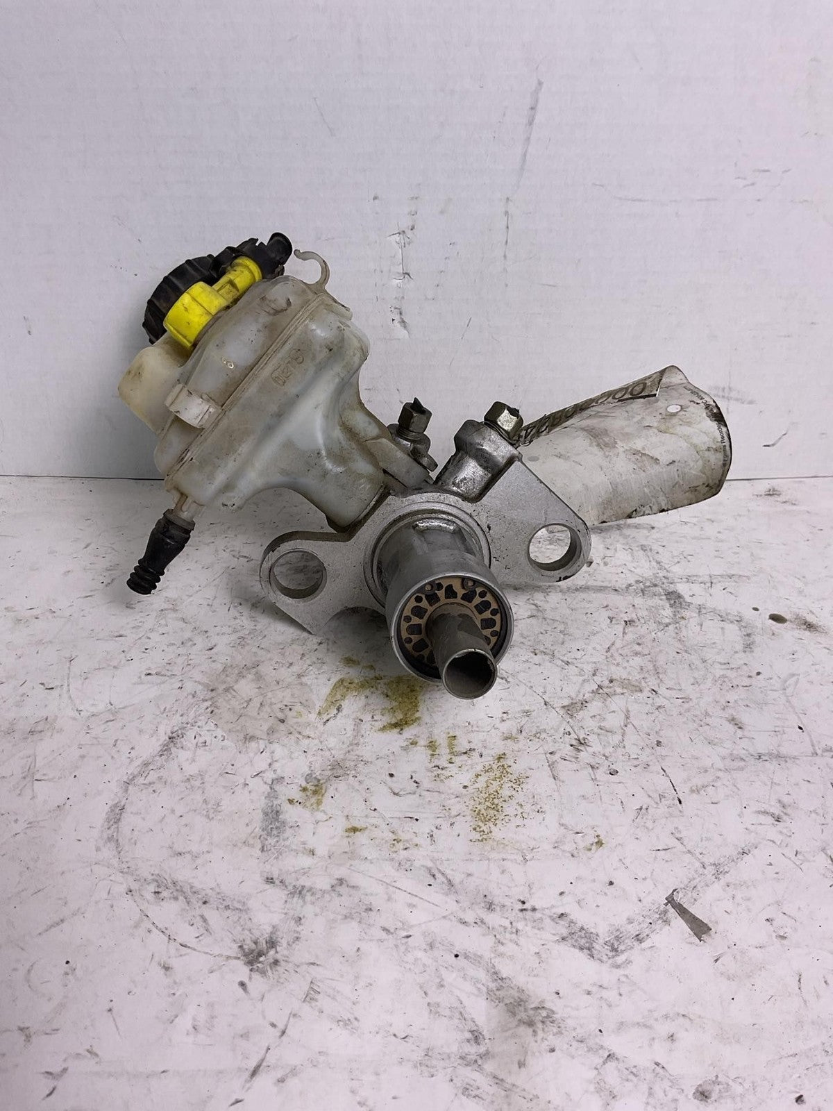 Master Cylinder CHEVY CRUZE 11 12 13 14 15 162