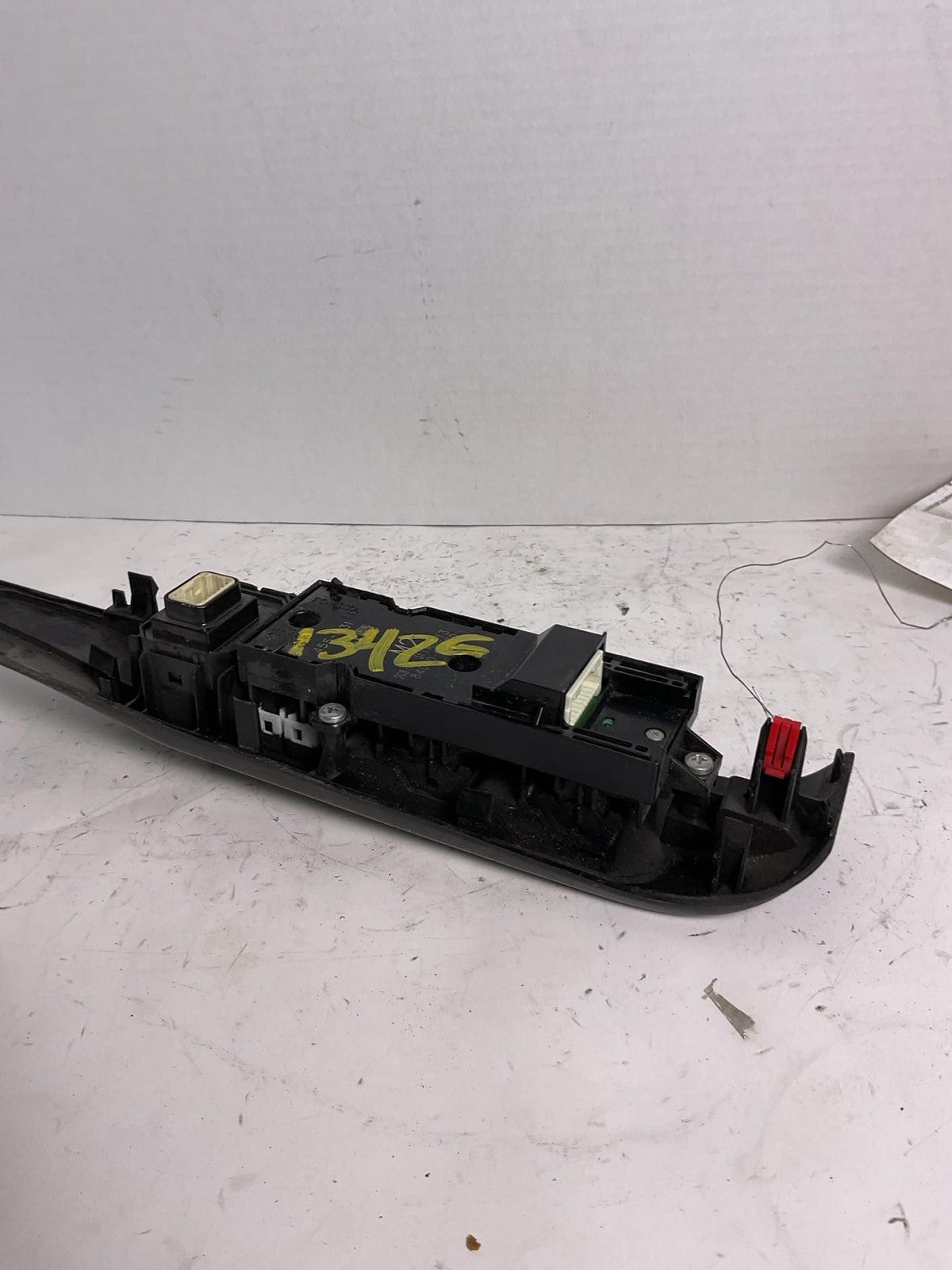 Door Switch Front TOYOTA CAMRY 18 19 20 21 22 23 243