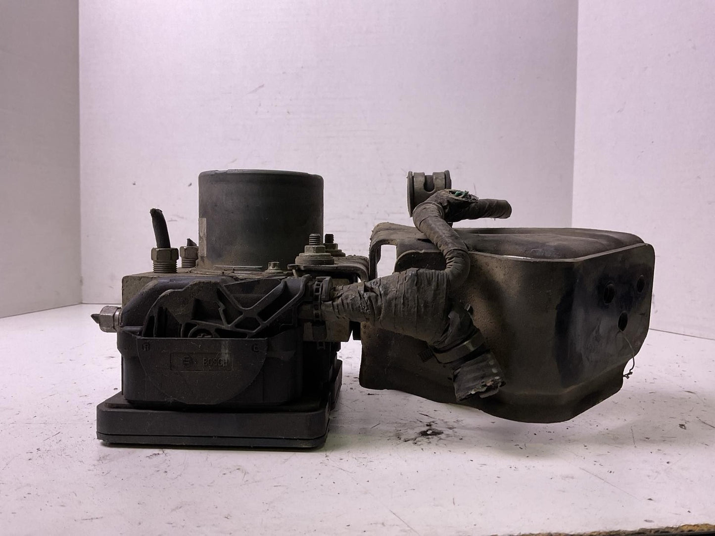 Anti-lock Brake Parts CHRYSLER TOWN CNTRY 142