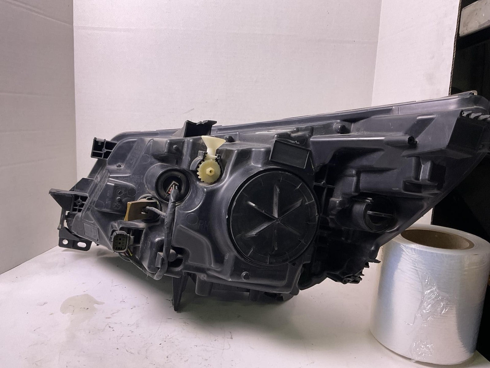 Headlamp Assembly BUICK LACROSSE Right 14 15 161