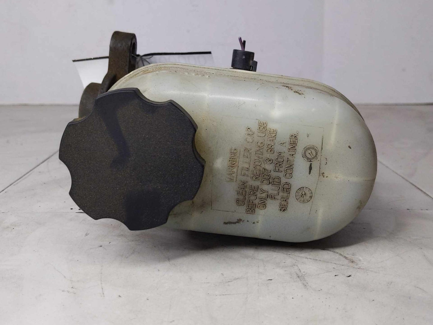 Master Cylinder S10/S15/SONOMA TRUCK 00 01 02 03 044