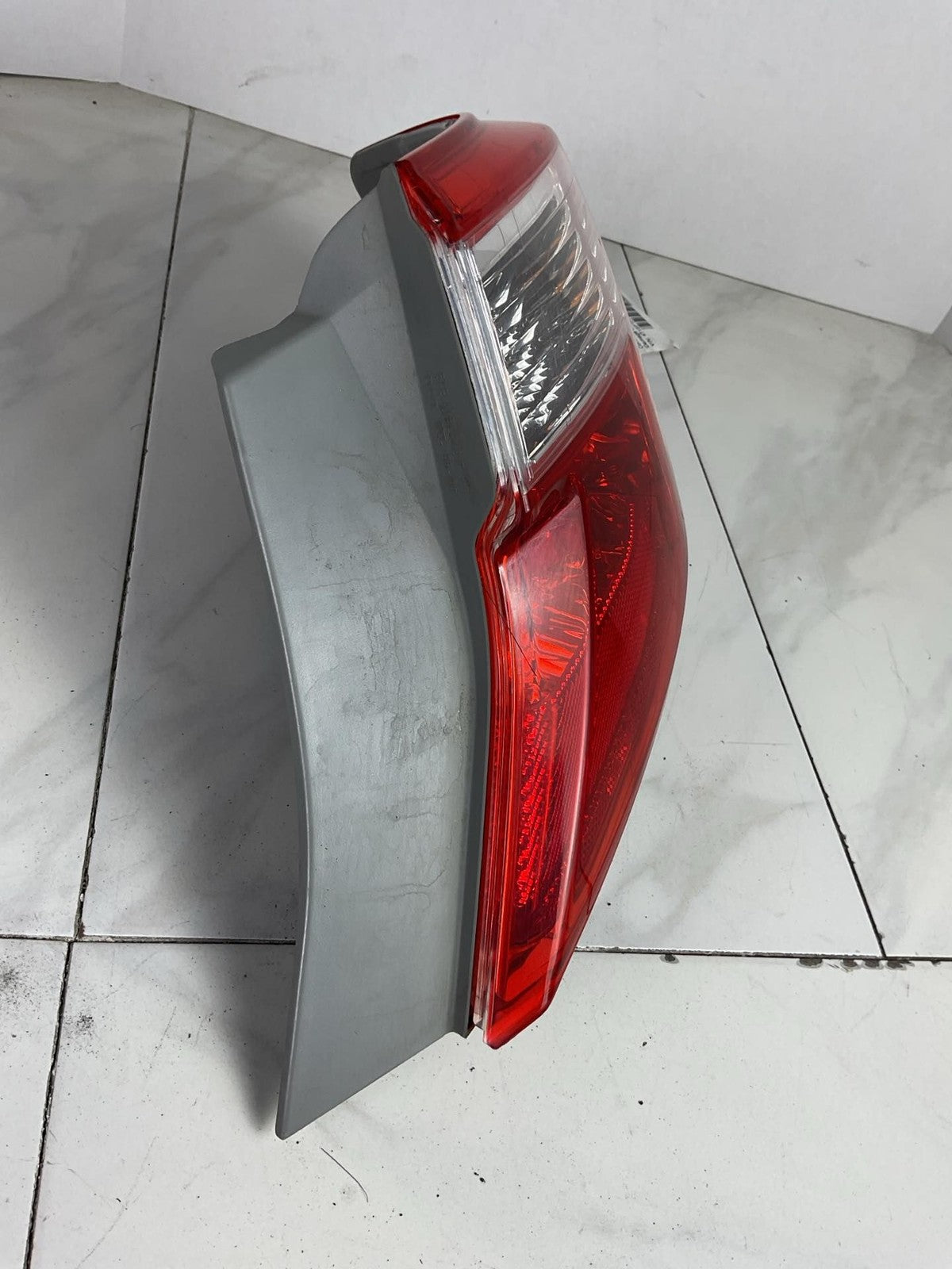 Tail Light Assembly TOYOTA CAMRY Right 12 13 142