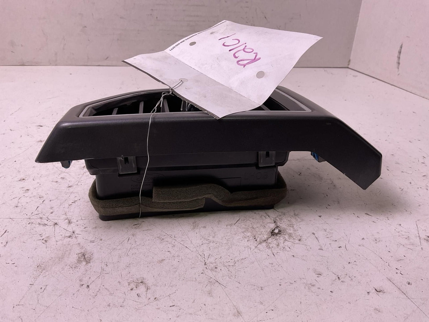 Air Cond./heater Vents FORD PICKUP F150 183